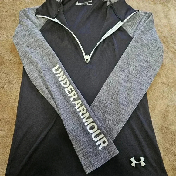Under Armour Half Zip - Picture 1 of 4